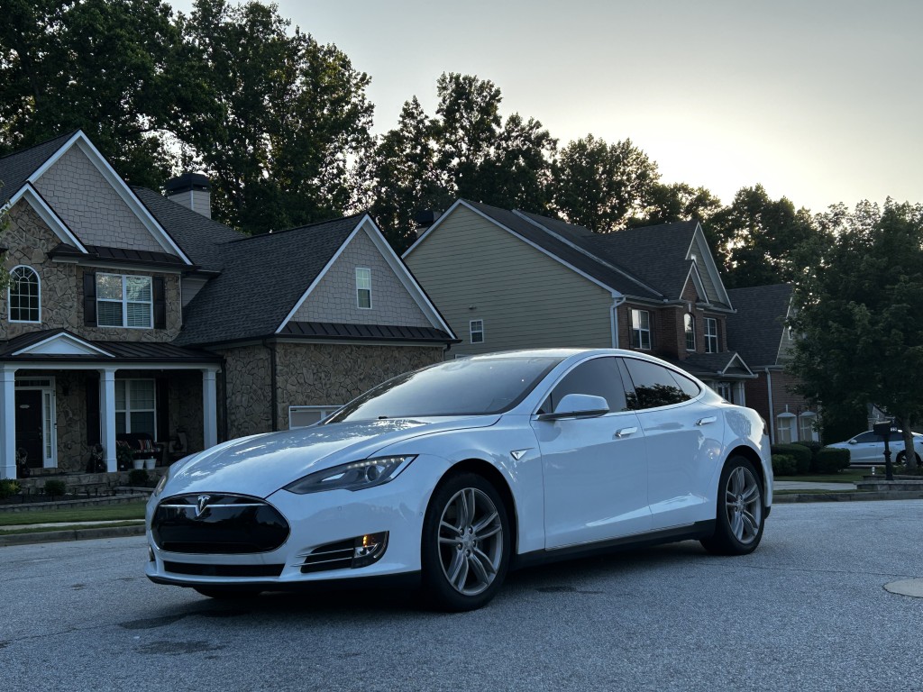 2015 Tesla Model S