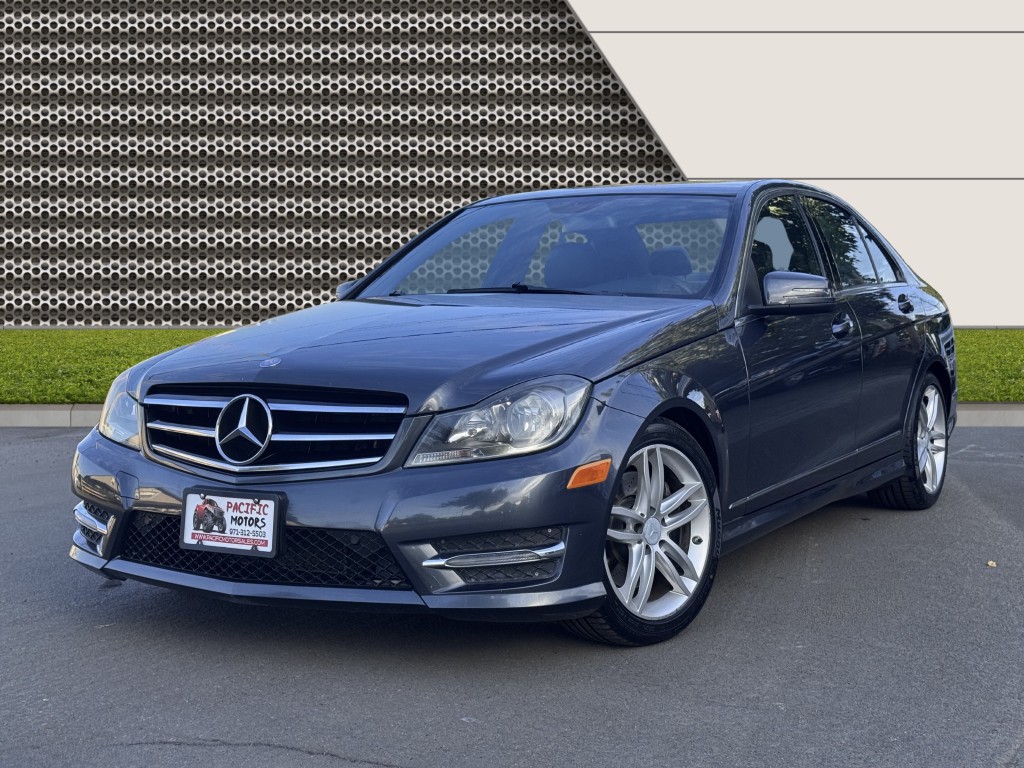 2014 Mercedes-Benz C-Class