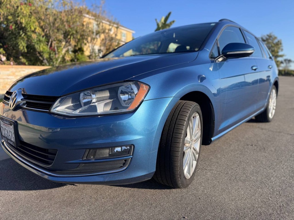 2015 Volkswagen Golf SportWagen