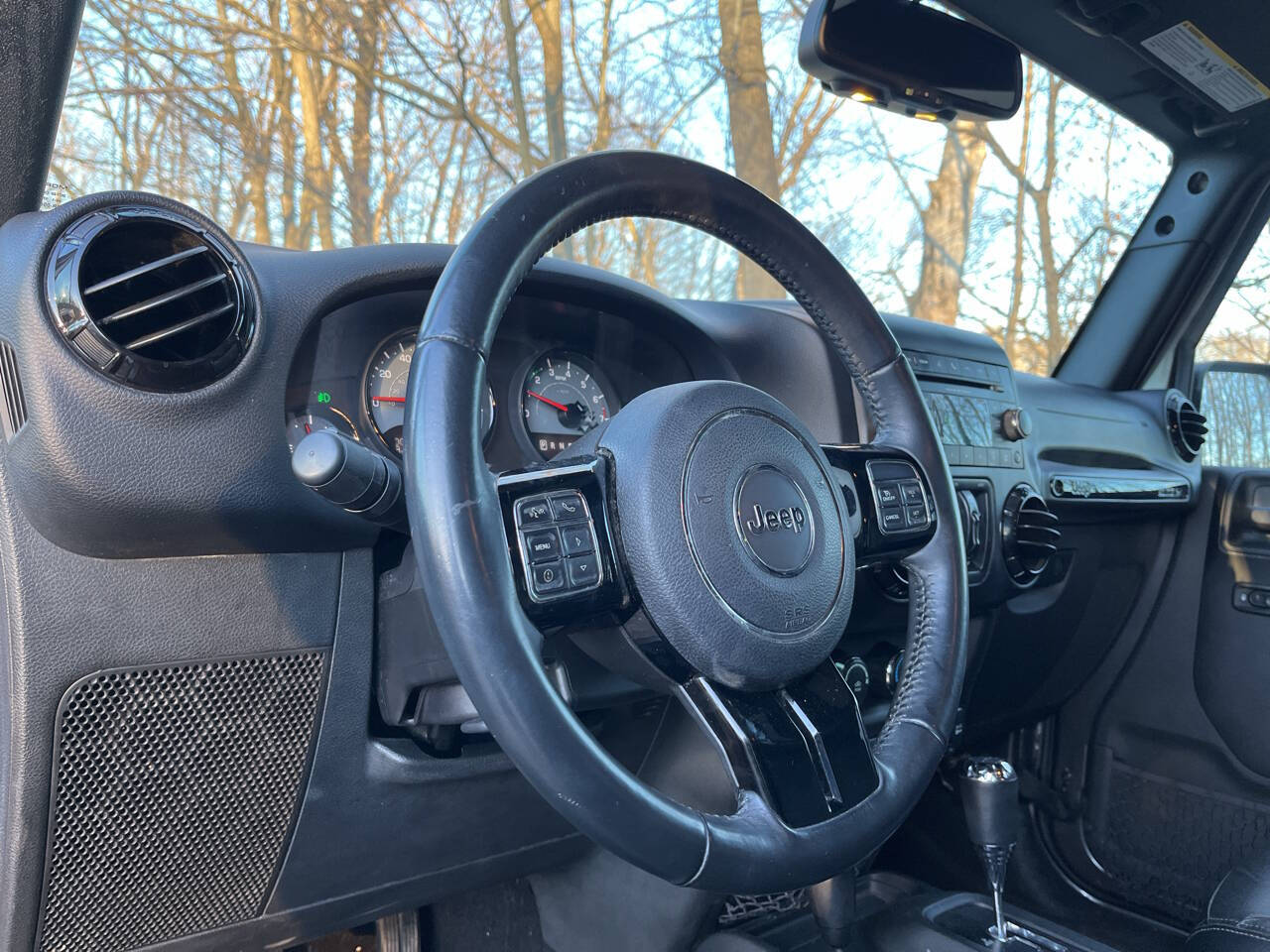 2017 Jeep Wrangler Unlimited Sahara photo 4