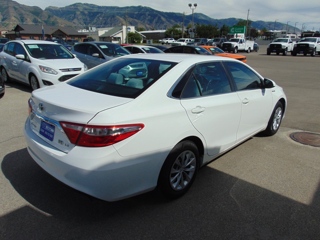 2015 Toyota Camry Hybrid