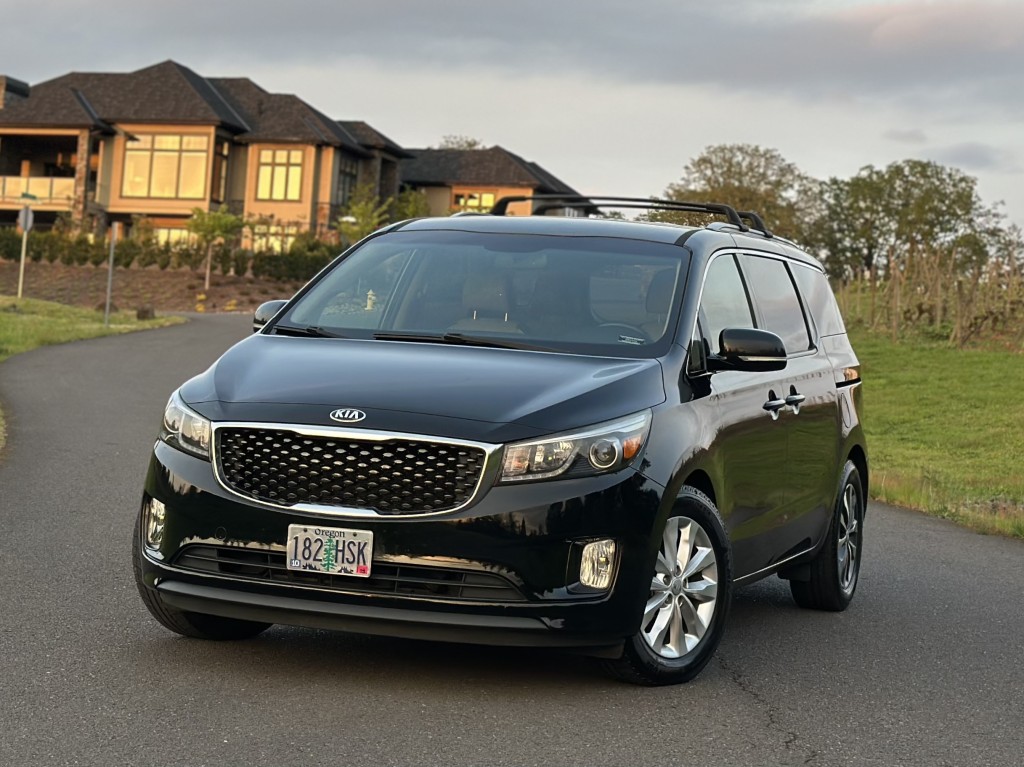 2015 KIA Sedona