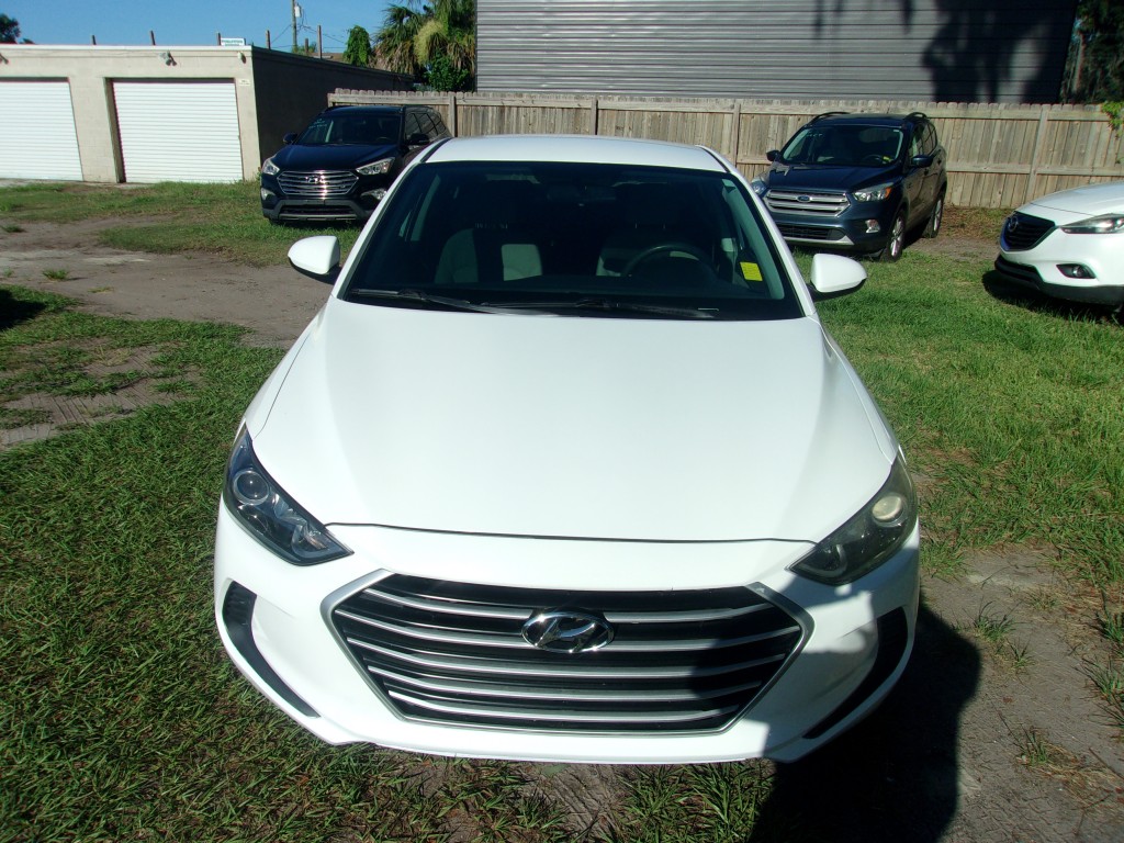 2017 Hyundai Elantra