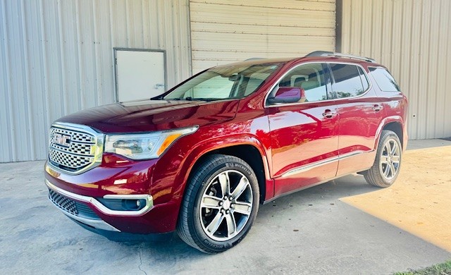 2017 GMC Acadia DENALI