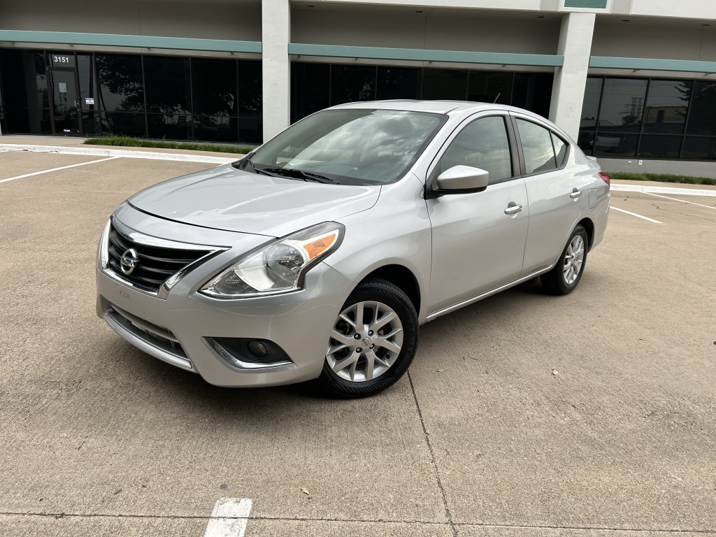 2018 Nissan Versa