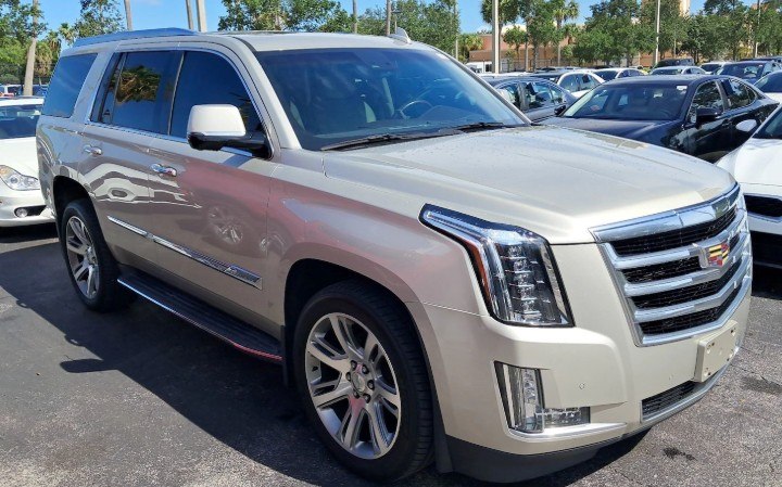2016 CADILLAC ESCALADE