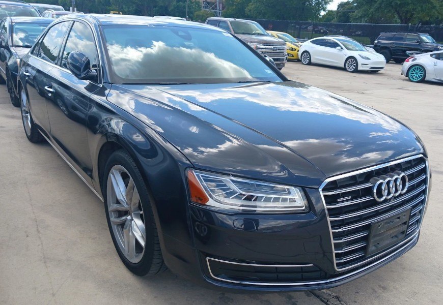 2015 AUDI A8