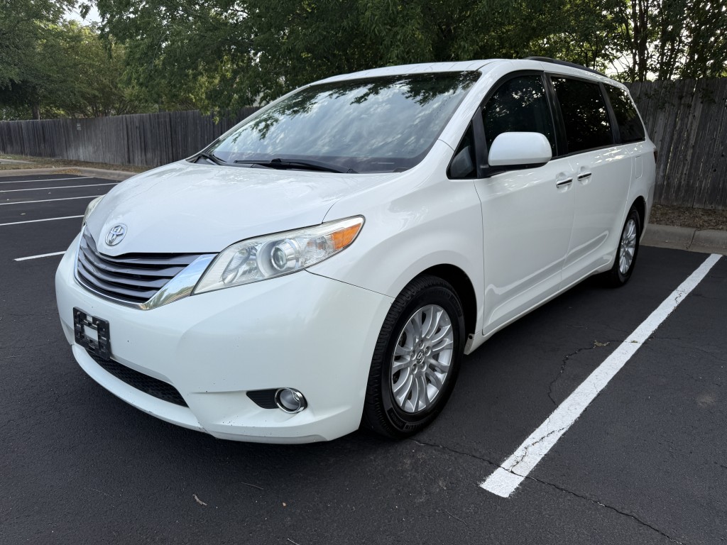 2016 Toyota Sienna