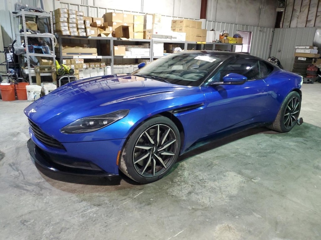 2019 Aston Martin DB11