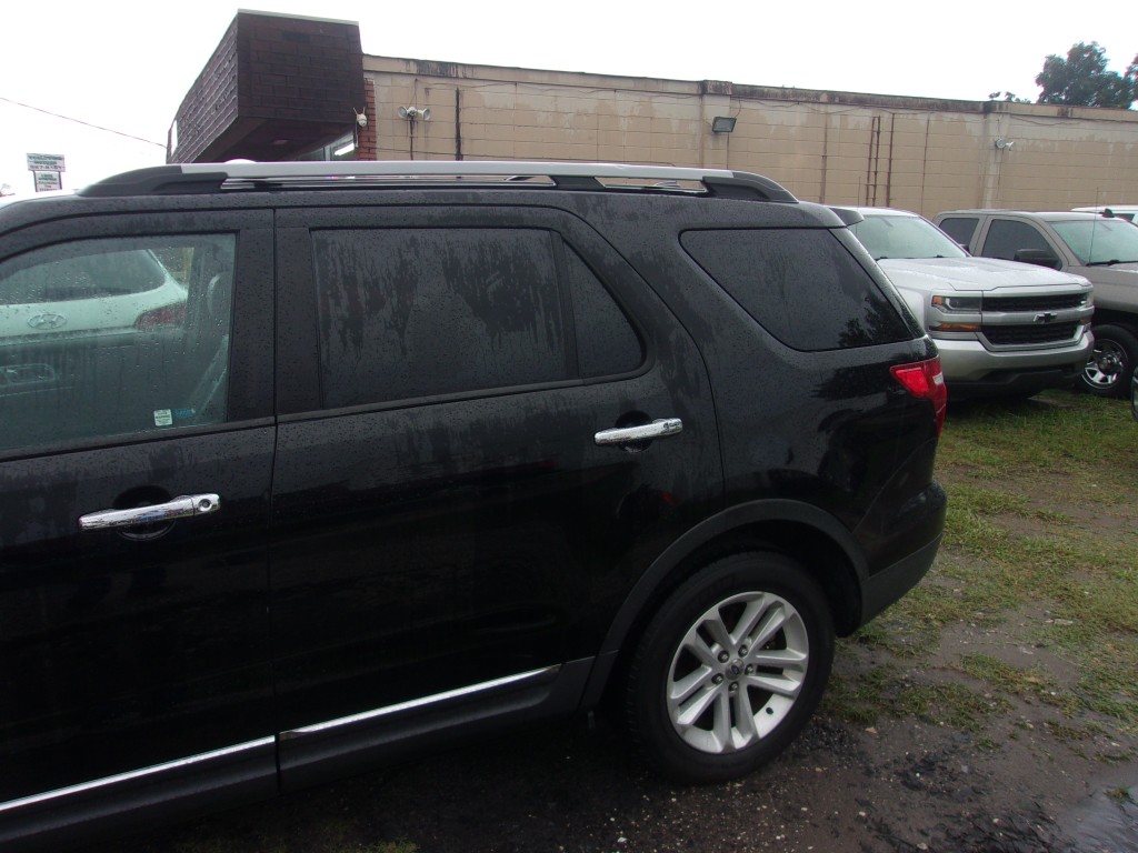 2011 Ford Explorer
