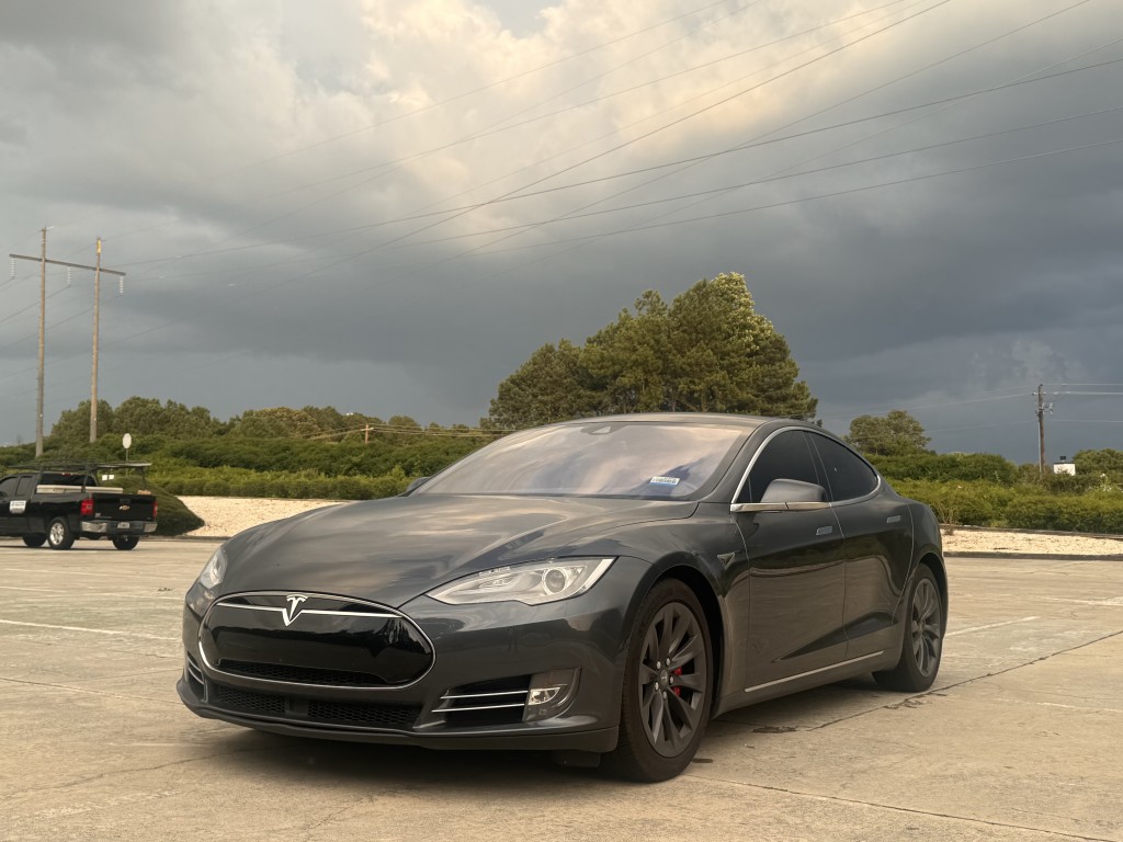 2015 Tesla Model S