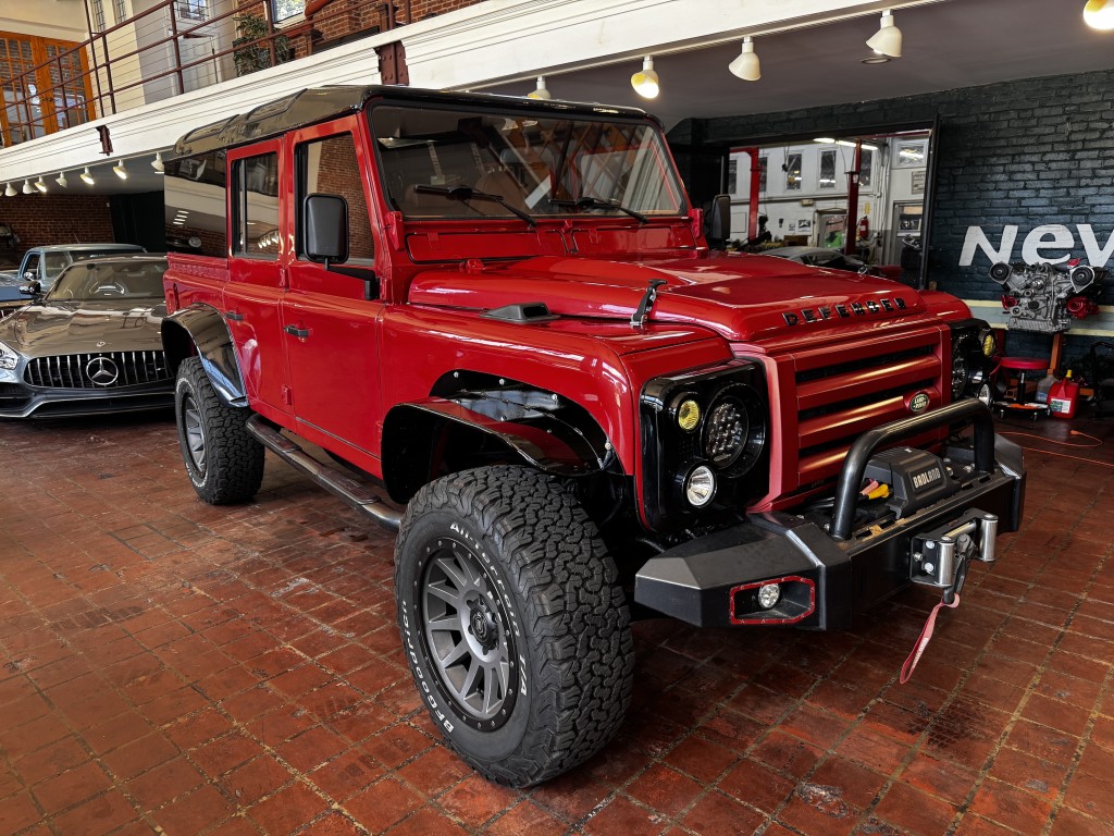 1990 LAND ROVER DEFENDER 110