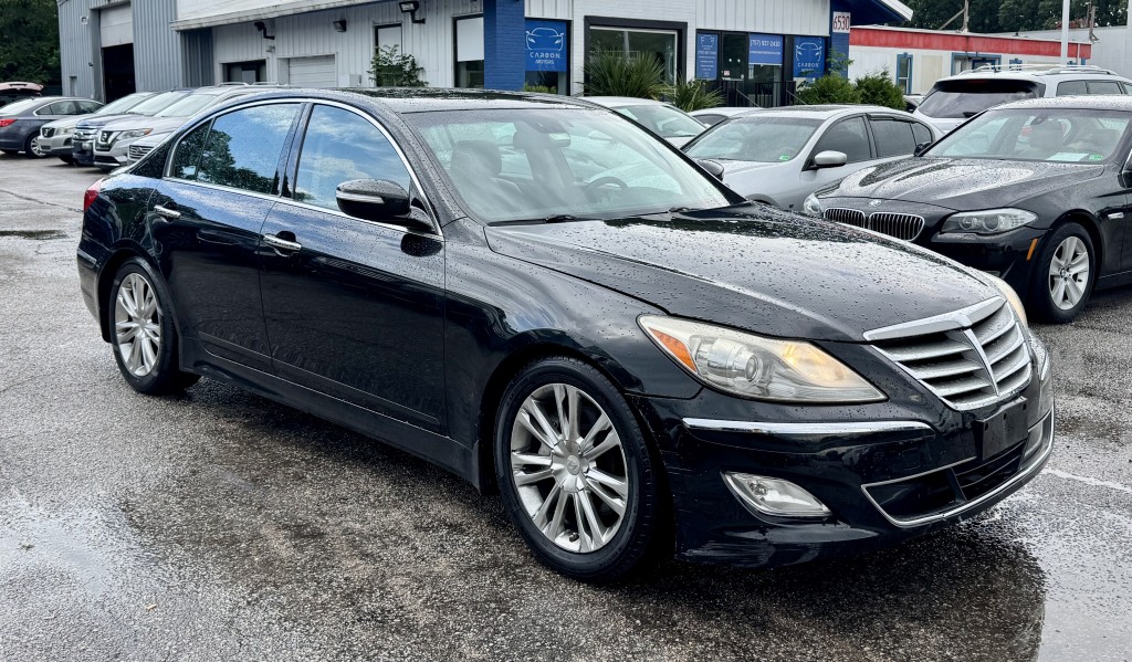 2013 Hyundai Genesis