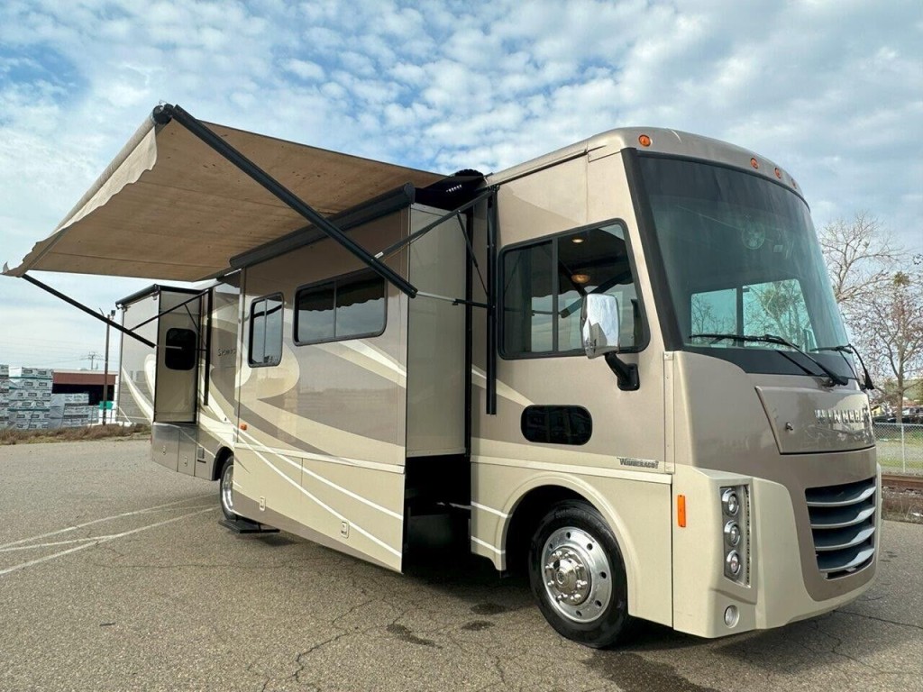 2015 Winnebago Sightseer