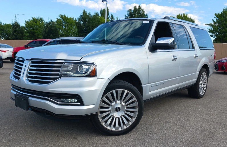 2017 LINCOLN NAVIGATOR