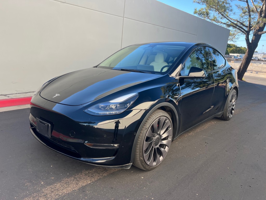 2022 Tesla Model X photo 4