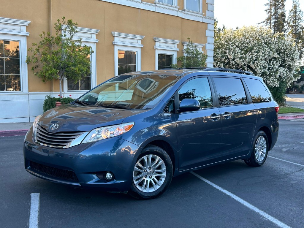 2016 Toyota Sienna