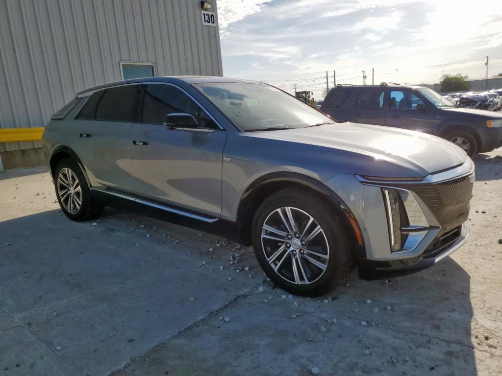 2024 Cadillac LYRIQ