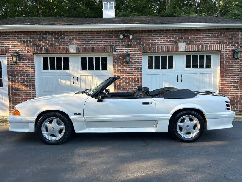1993 Ford Mustang