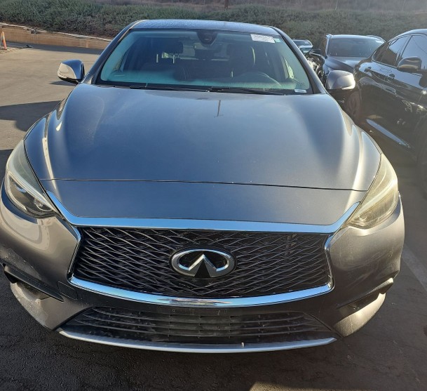2018 Infiniti QX30