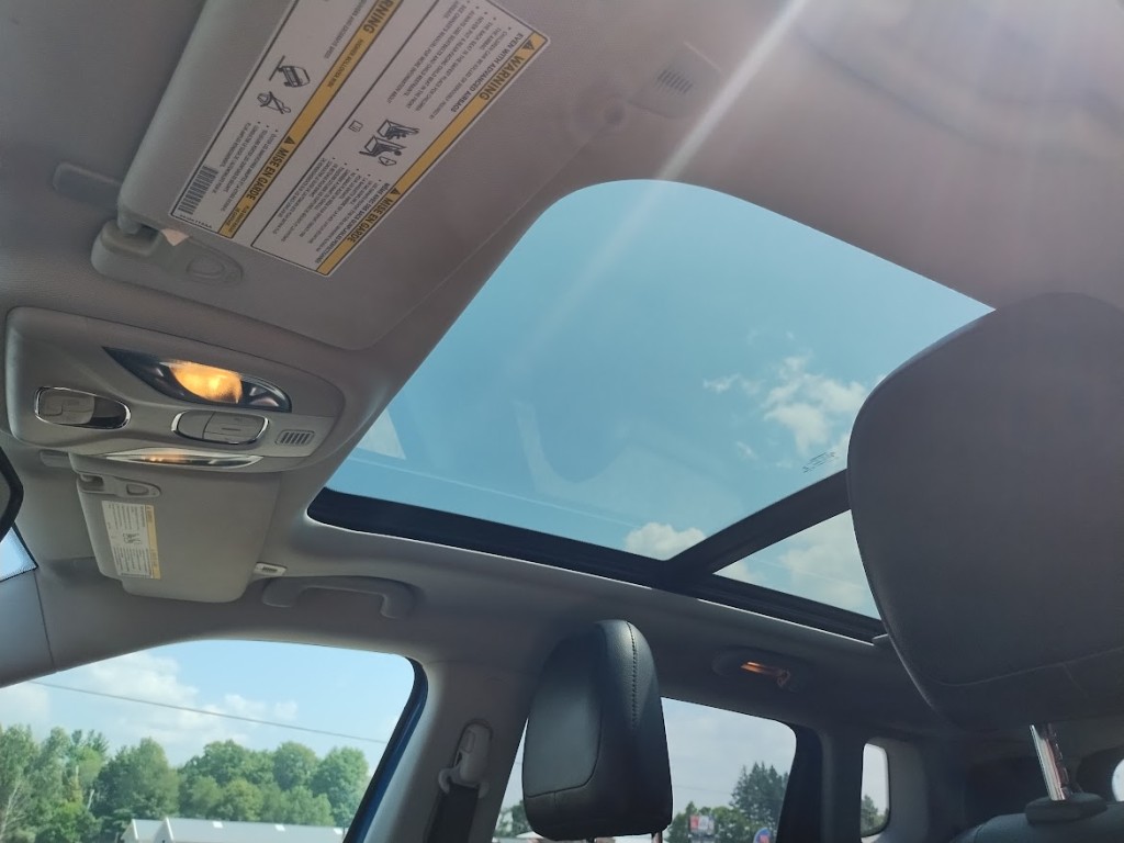 2019 Jeep Compass Limited photo 9