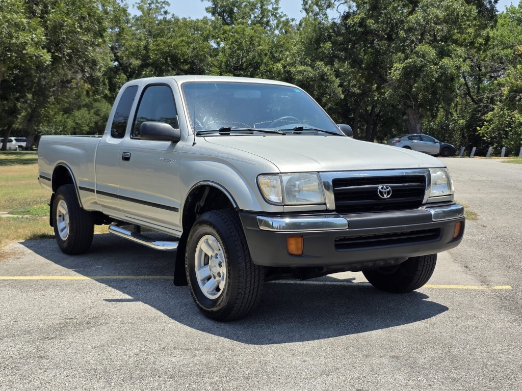 2000 Toyota Tacoma