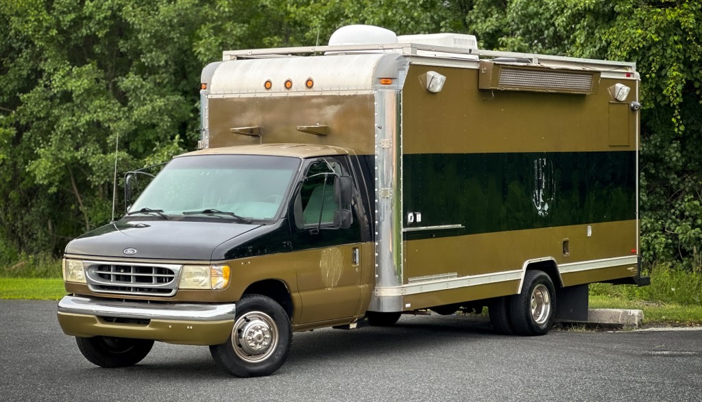 1999 Ford E-Series