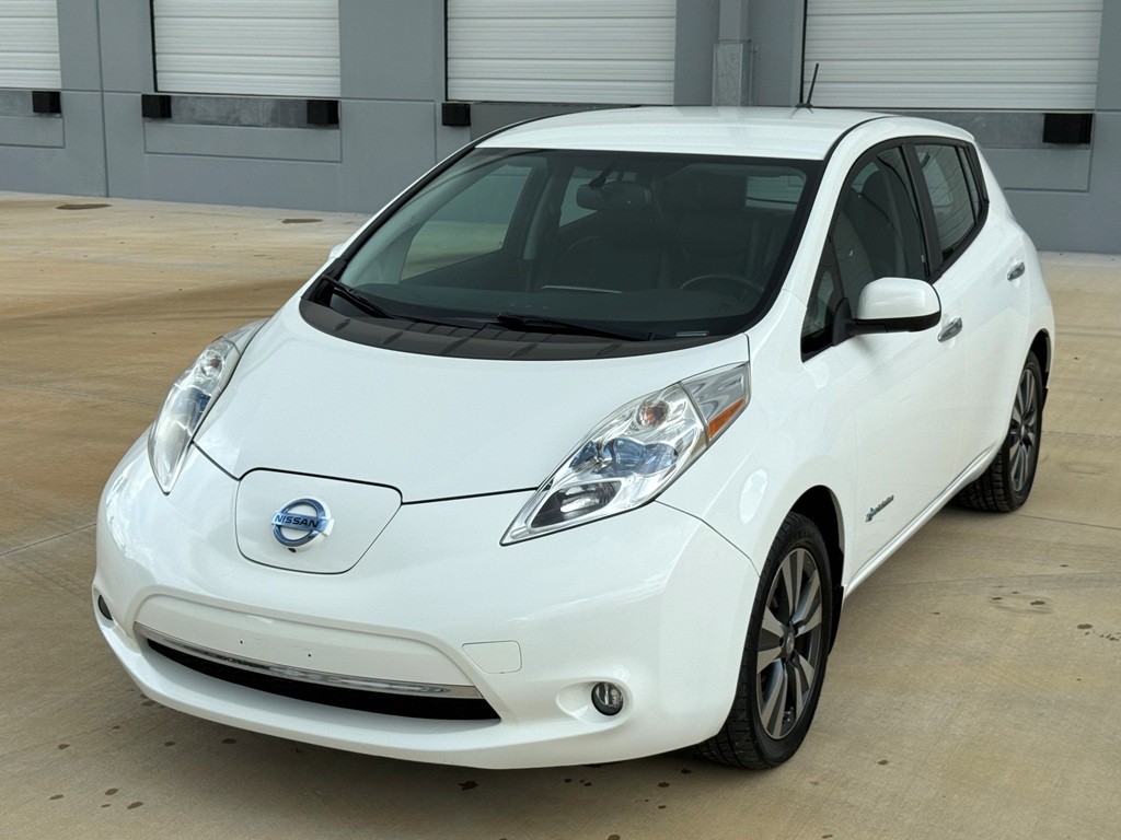 2016 Nissan LEAF