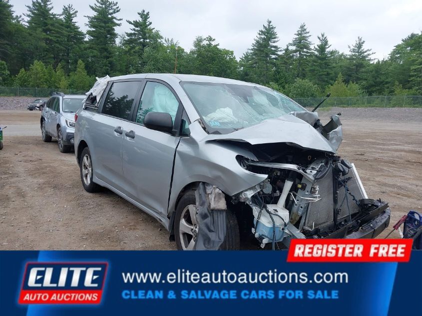 2019 TOYOTA SIENNA