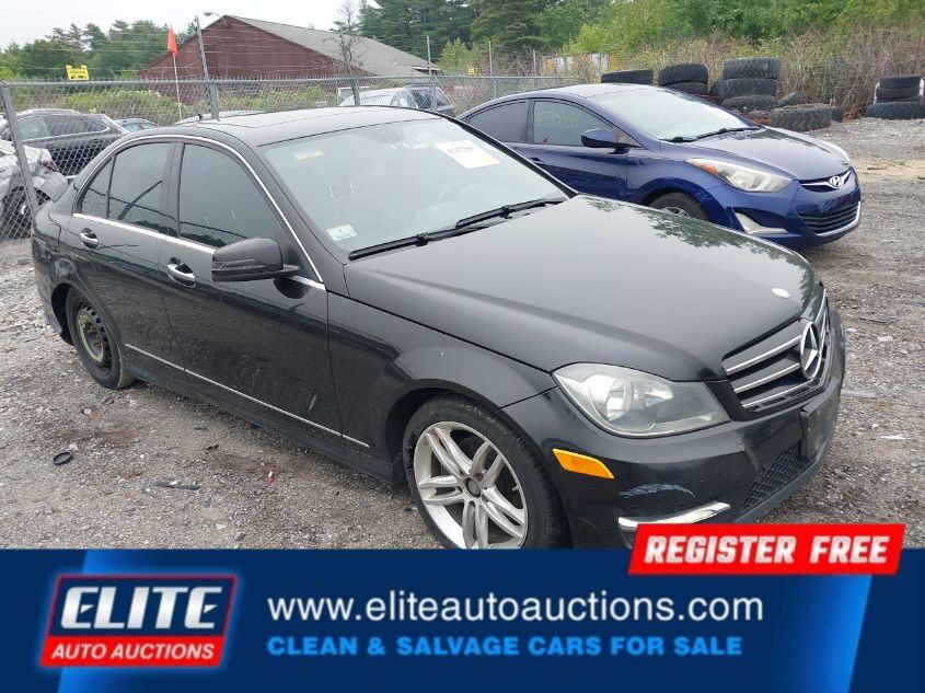 2012 MERCEDES-BENZ C 300