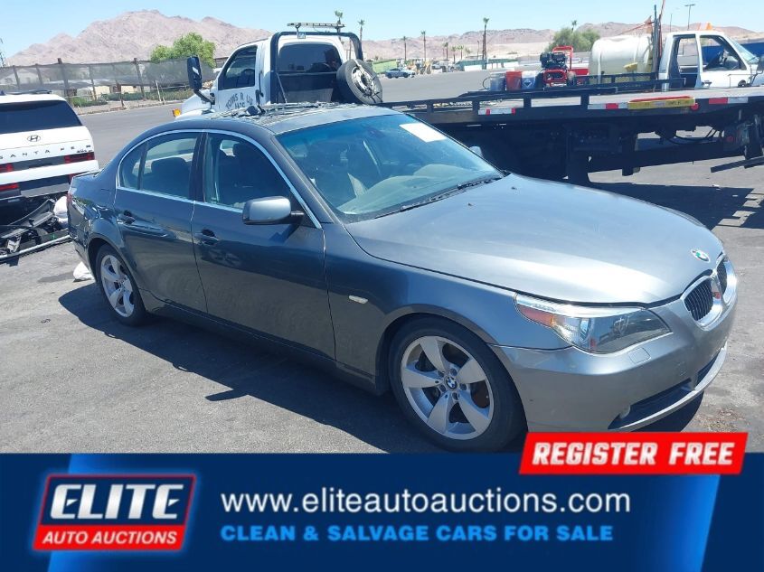 2004 BMW 530I