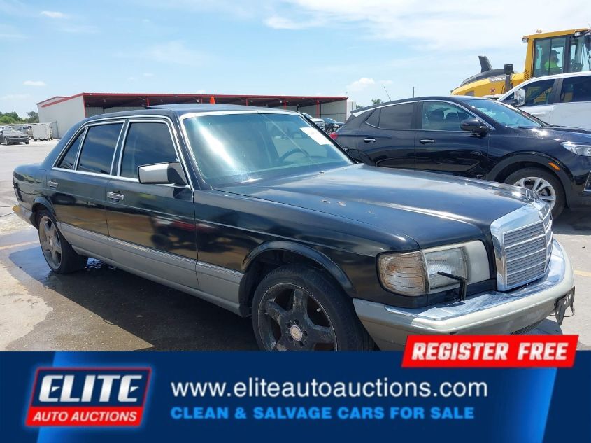 1987 MERCEDES-BENZ 300