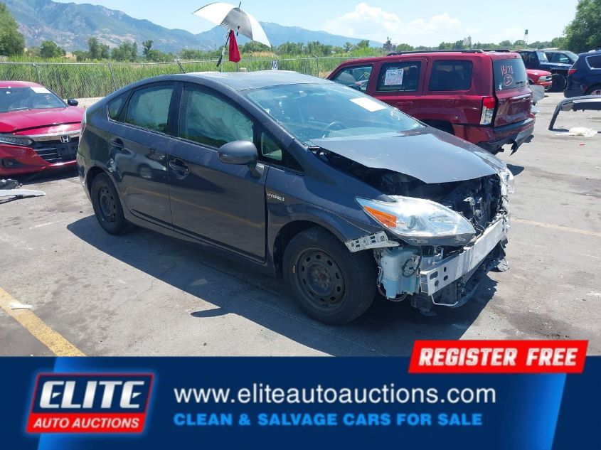 2015 TOYOTA PRIUS