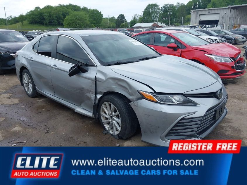 2022 TOYOTA CAMRY