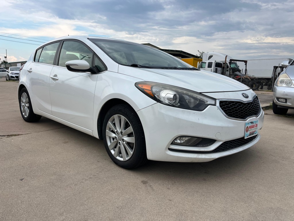 2014 KIA Forte5