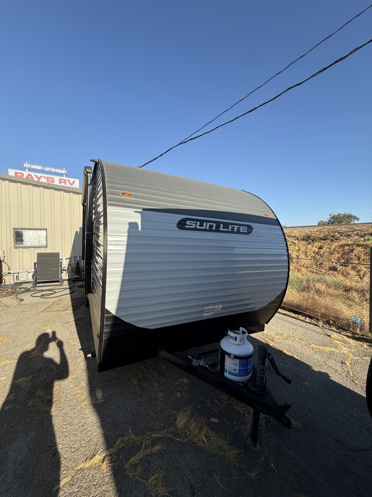 2024 SUNSET PARK RV Sunlite LTD 19BH