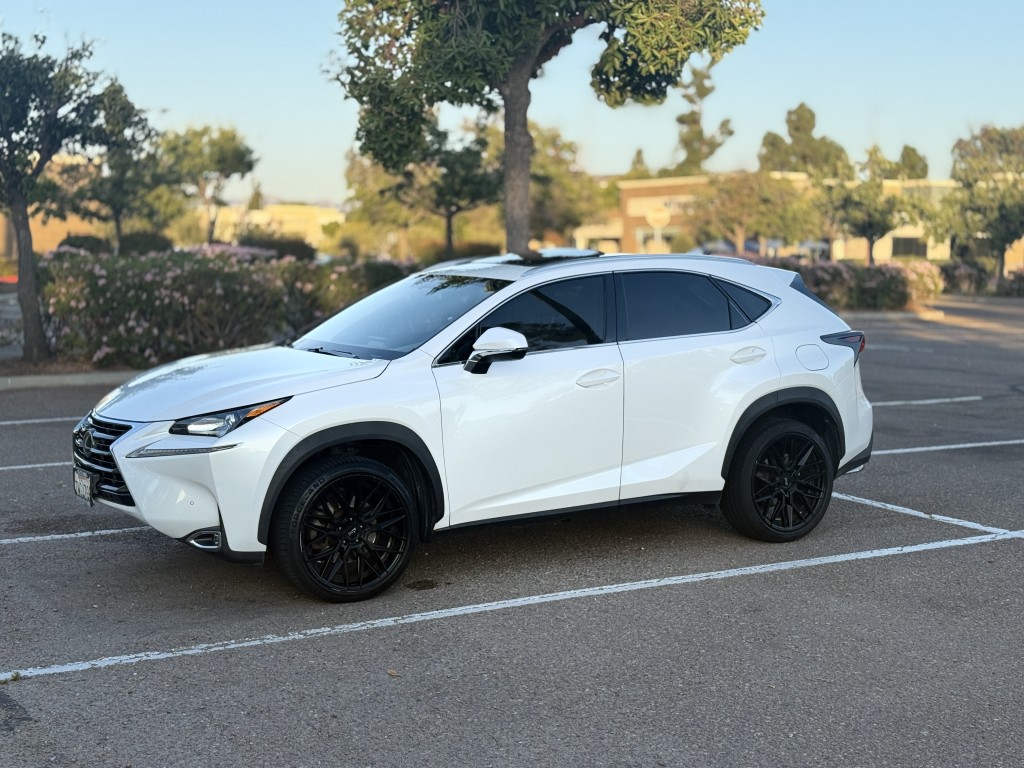 2017 Lexus NX 200t