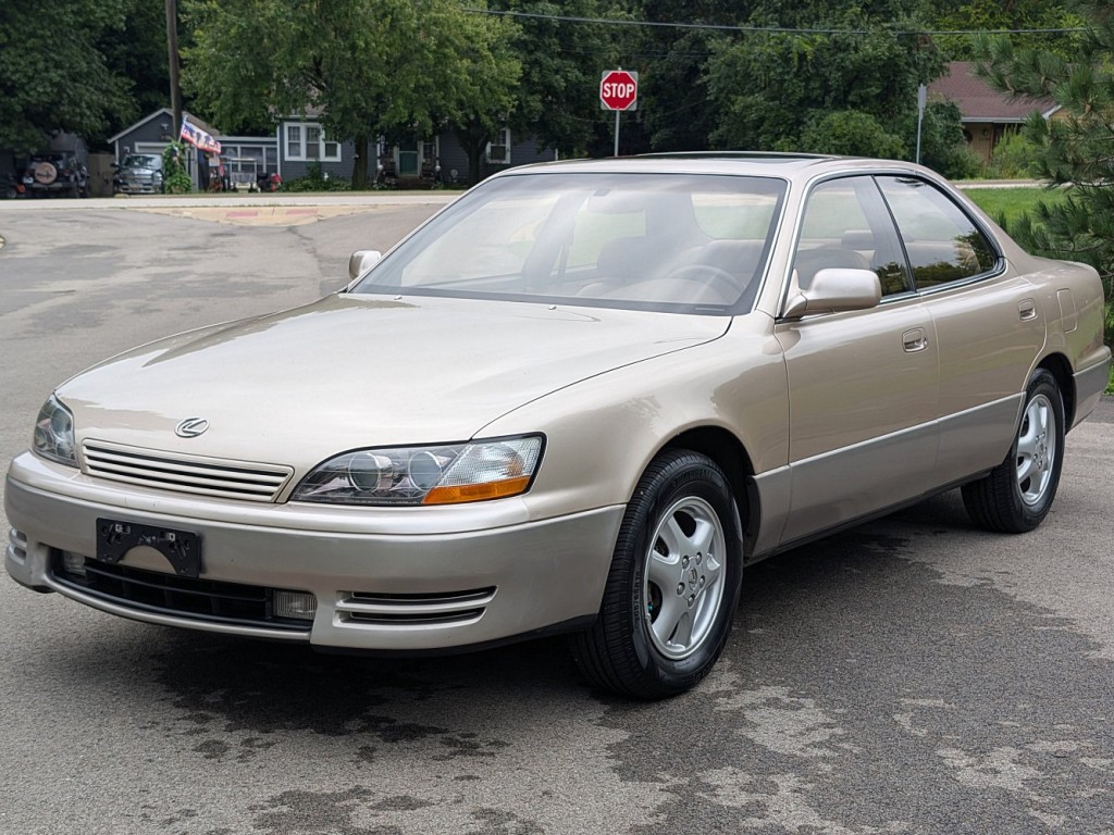 1995 Lexus ES 300