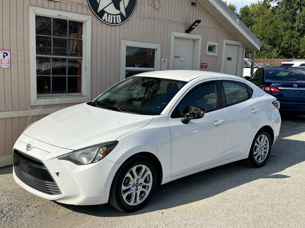 2017 Toyota Yaris iA