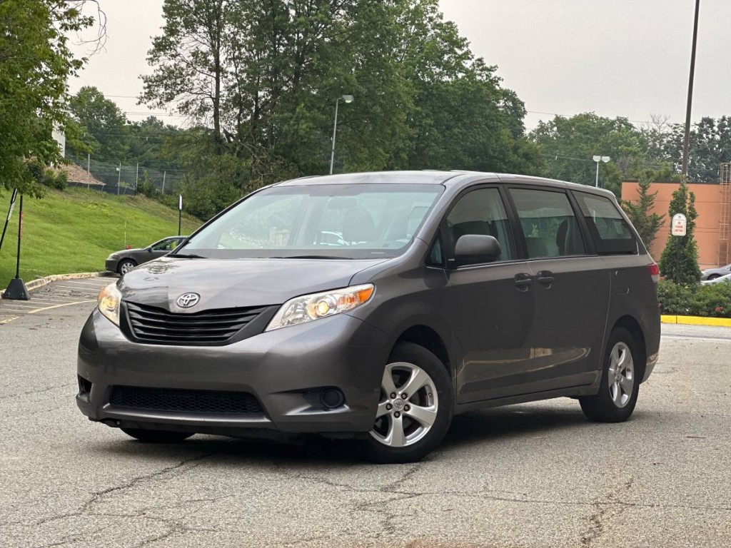2014 Toyota Sienna