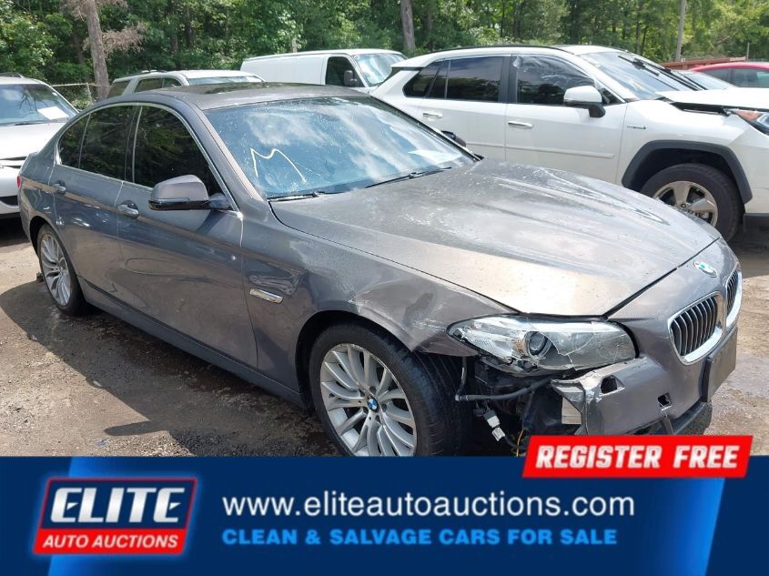 2016 BMW 528I