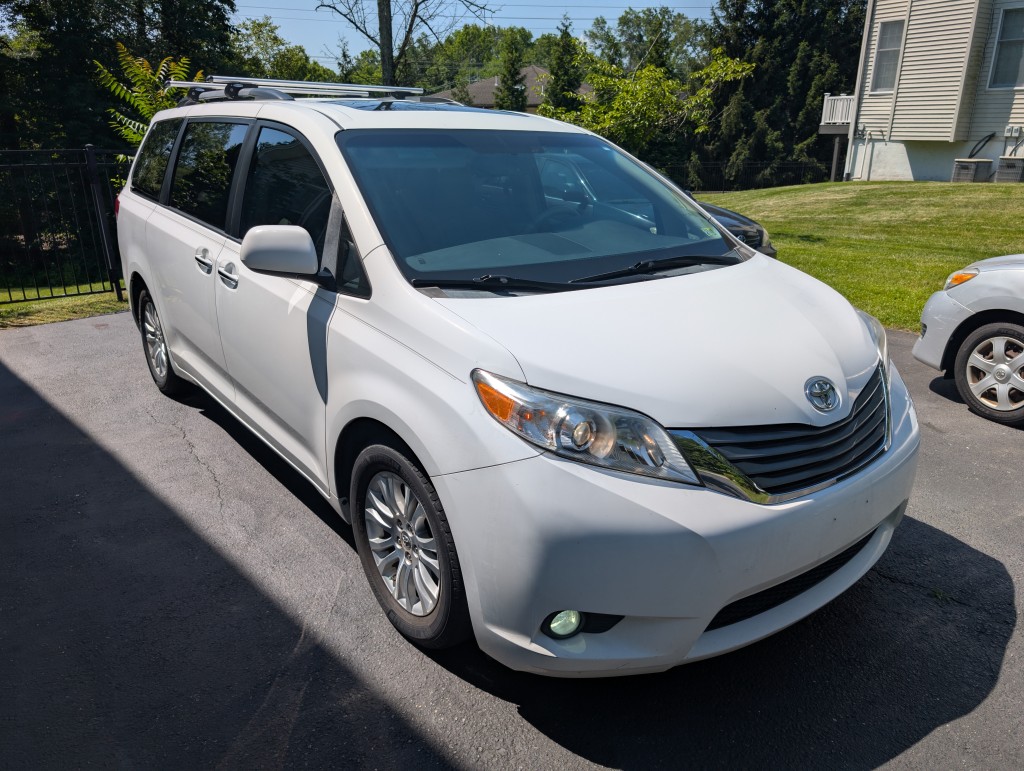 2012 Toyota Sienna
