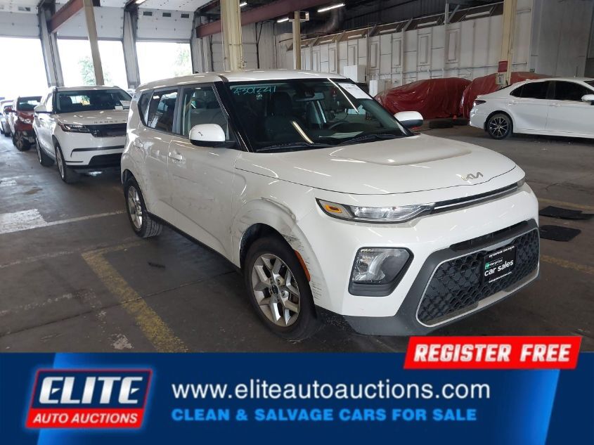 2022 KIA SOUL