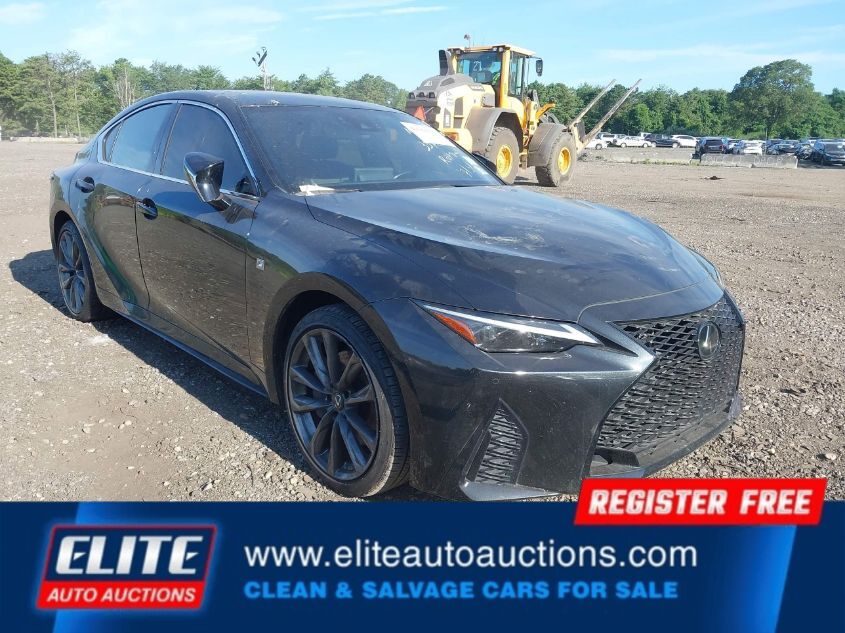 2021 LEXUS IS