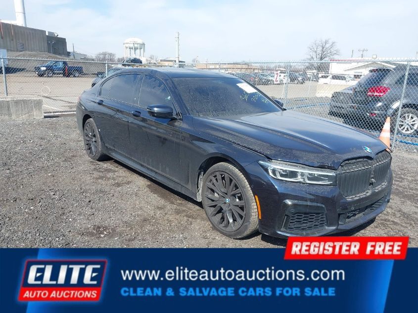2022 BMW 750