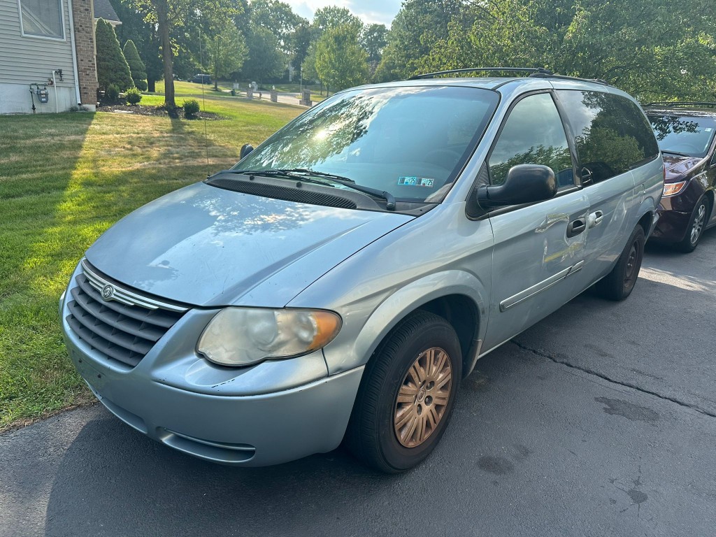 2006 Chrysler Town & Country