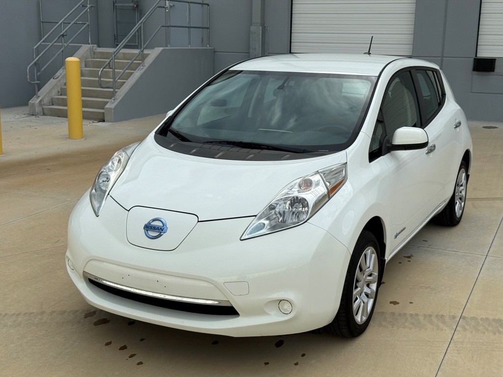 2015 Nissan LEAF