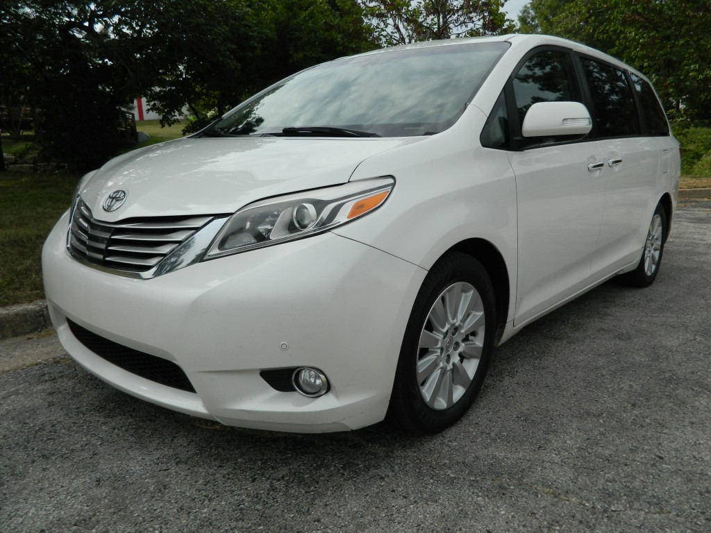 2016 Toyota Sienna