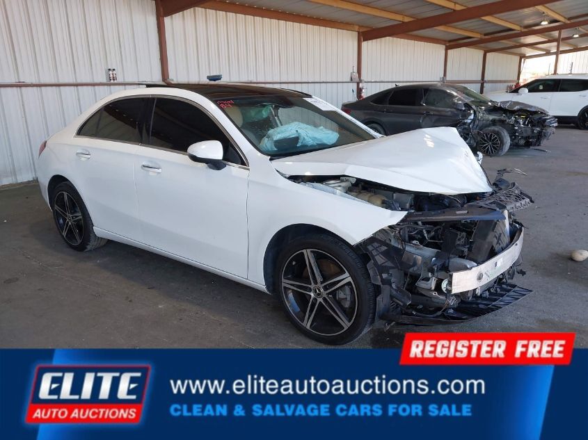 2021 MERCEDES-BENZ A 220