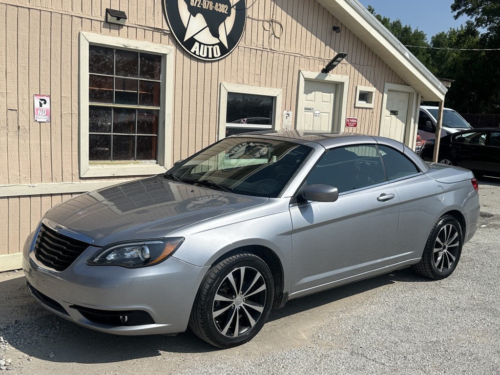 2014 Chrysler 200